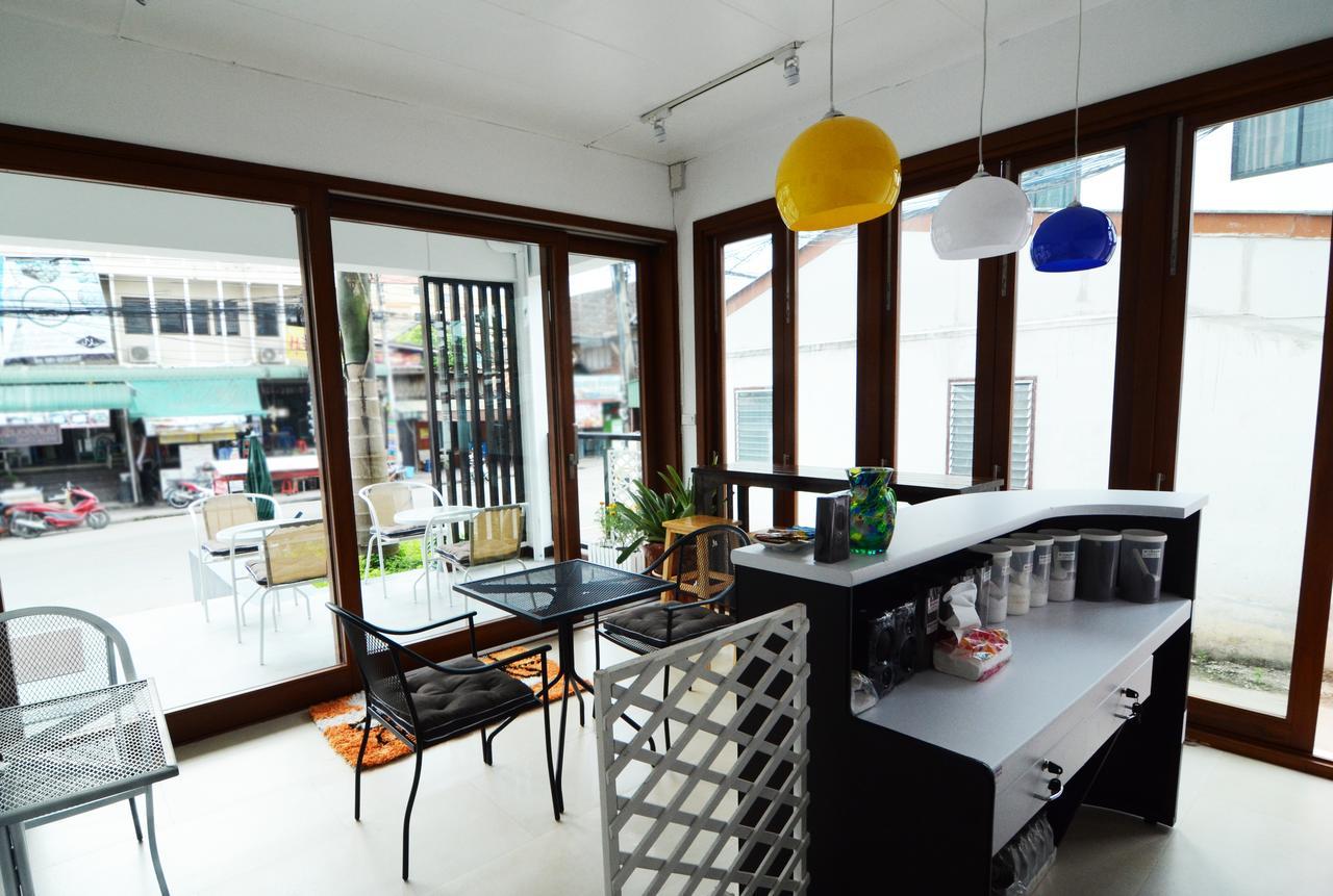Lanna Thai Hostel Τσιάνγκ Μάι Εξωτερικό φωτογραφία
