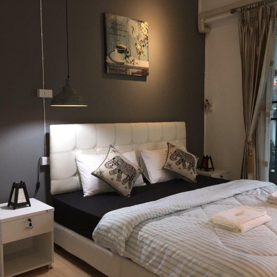 Lanna Thai Hostel Τσιάνγκ Μάι Εξωτερικό φωτογραφία