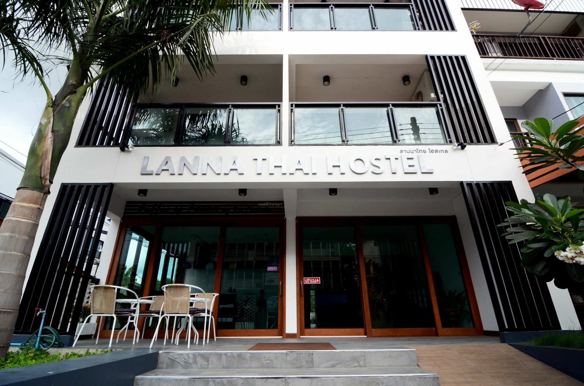 Lanna Thai Hostel Τσιάνγκ Μάι Εξωτερικό φωτογραφία